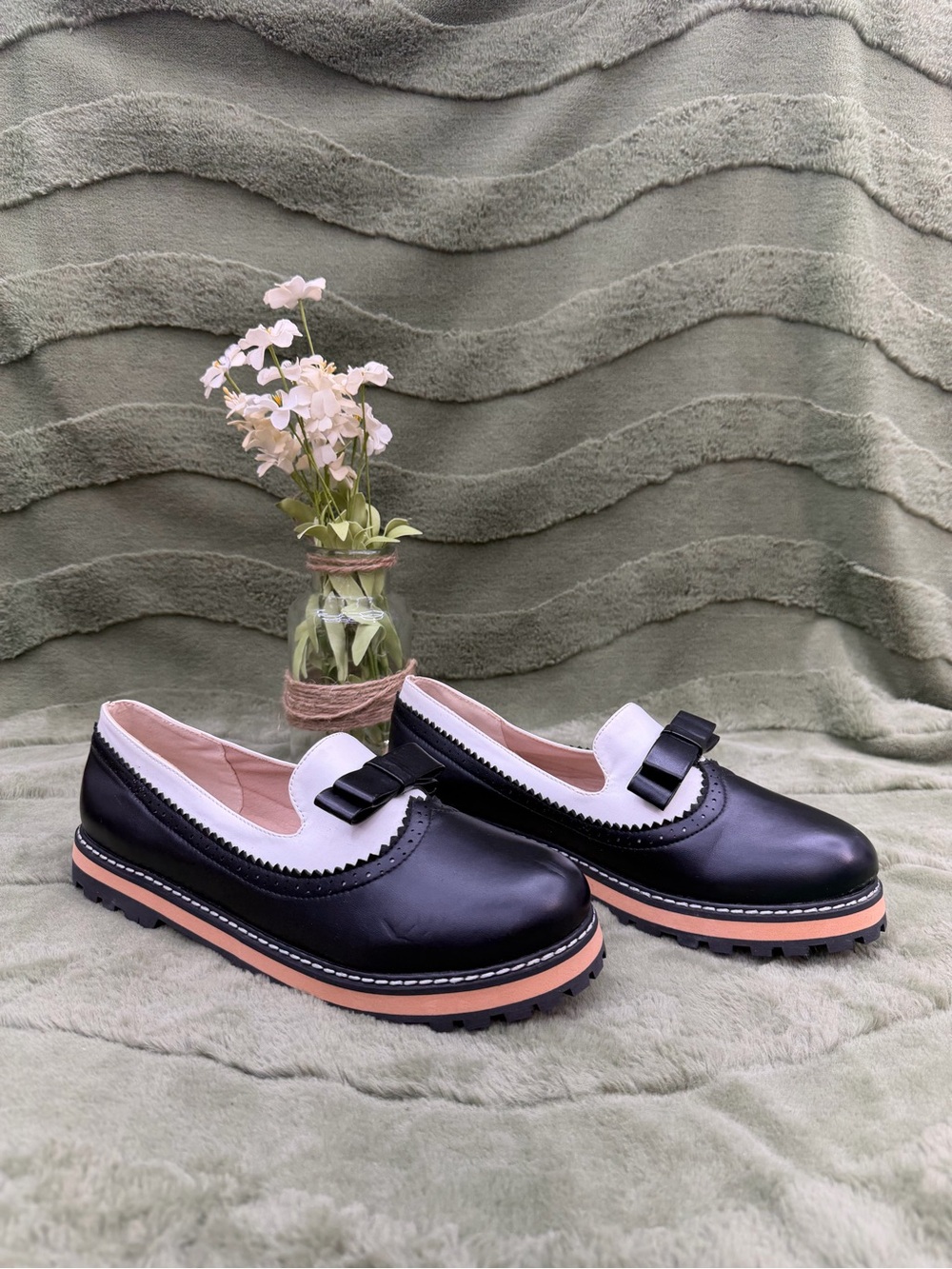 MIOKE oxfords